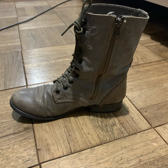 Steve Madden Troopa Boots (OBO) - Picture 2 of 3